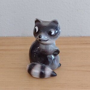 Vintage Hagen Renaker Raccoon Miniature Figurine Ceramic 2"